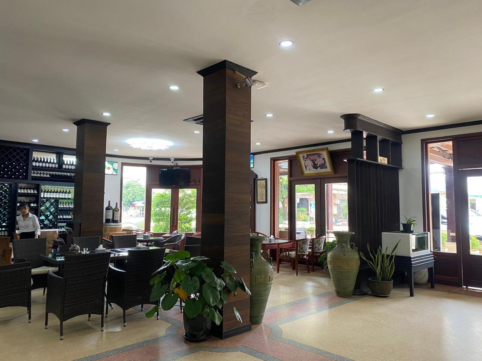 Subinh Hotel And Restaurant 巴色 外观 照片